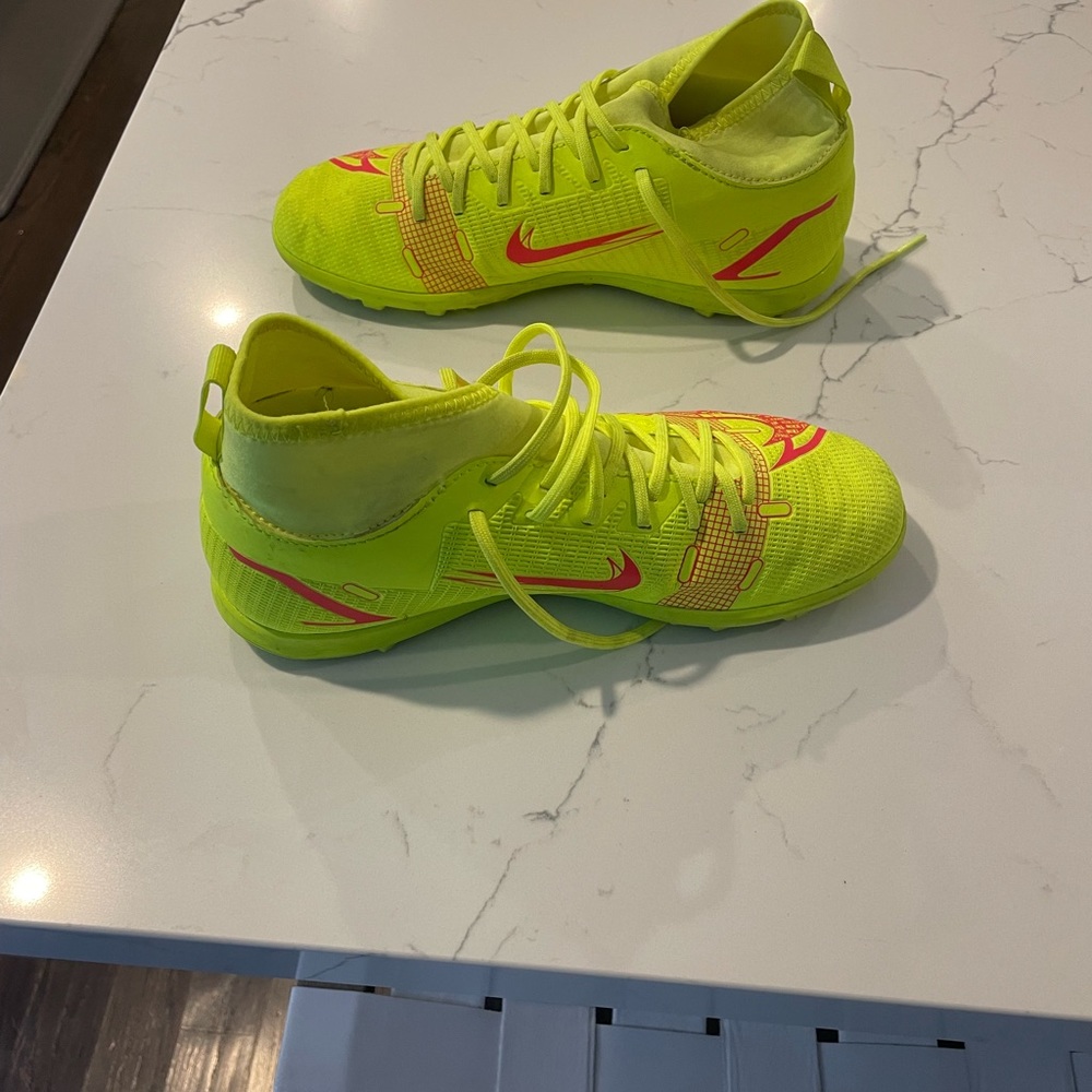 Size 6 indoor Nike Mercurial soccer cleats